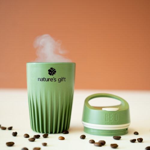 BE O cup: green monstera